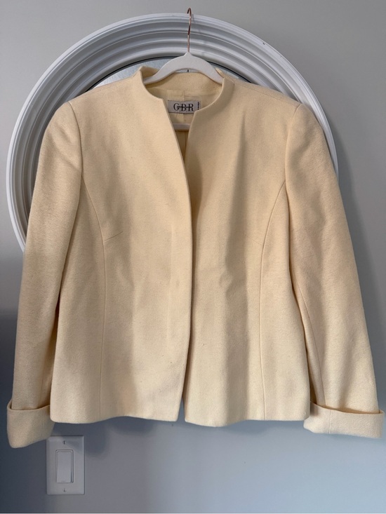 GBR Jackets & Blazers - VINTAGE GBR Gibierre Donna Milan Cream Tailored Blazer Jacket - Made in Italy